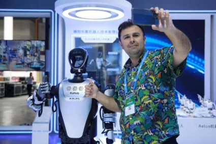 Chengdu emerges as magnet for foreign businesses, professionals