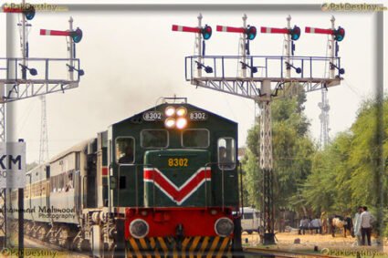 Pakistan Railways deploying advanced communication, signaling systems