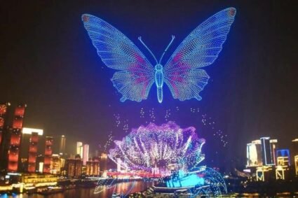 Dynamic Chongqing drone light show: a fusion of tradition and technology
