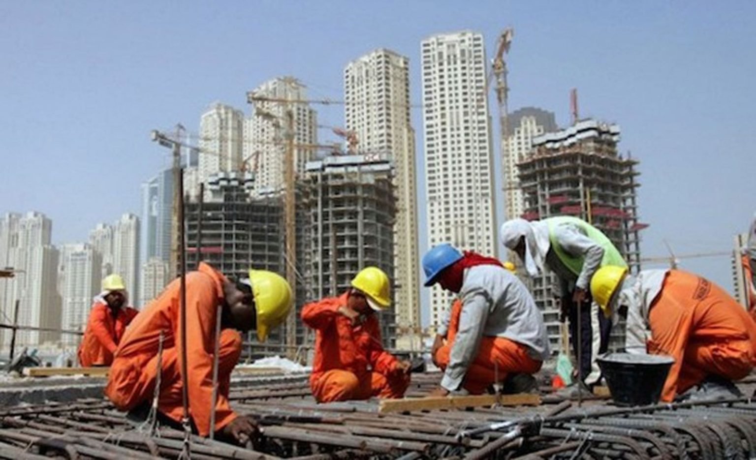 Pakistan plans to deploy 1 million workers to Saudi Arabia by 2030