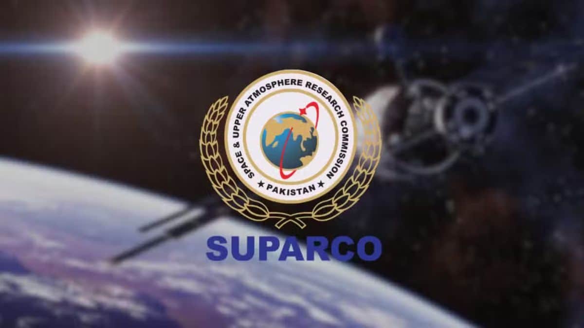 SUPARCO demonstrates Space4Climate satellite tools in Lahore for monitoring floods, crops, air quality, heatwaves and water resources.