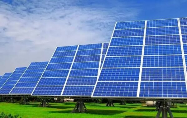 Solar power, BESS, policy reforms in focus at Lahore conclave